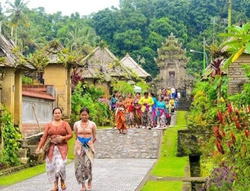 Modernisasi yang Membunuh Tradisi: Paradoks Desa Wisata Budaya Indonesia